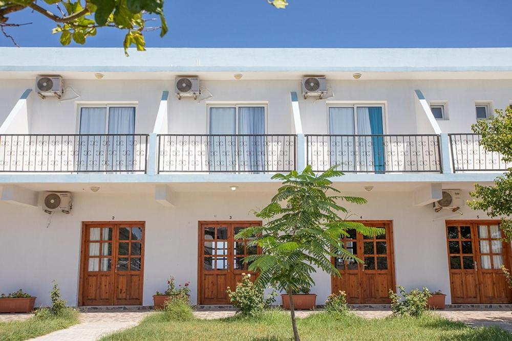 Karpaz Sunset Hotel Rizokarpaso Exterior photo