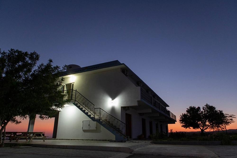Karpaz Sunset Hotel Rizokarpaso Exterior photo